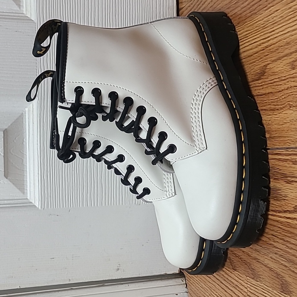 Dr Martens 1460 Bex White boots